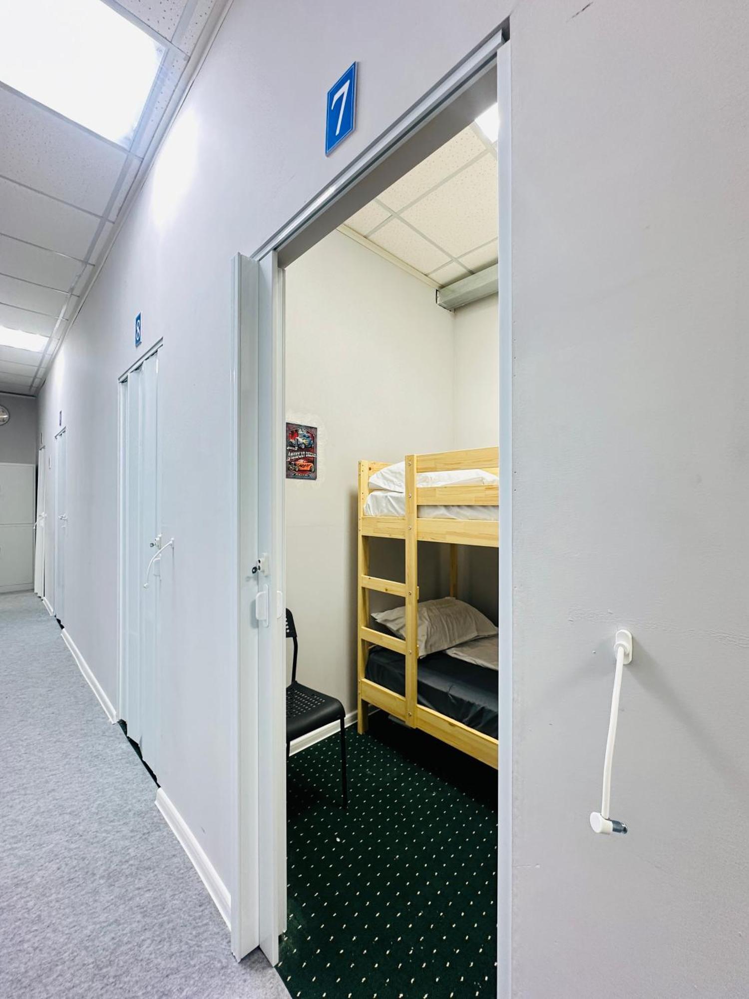 Center Capsule Hotel Ałma Ata Zewnętrze zdjęcie