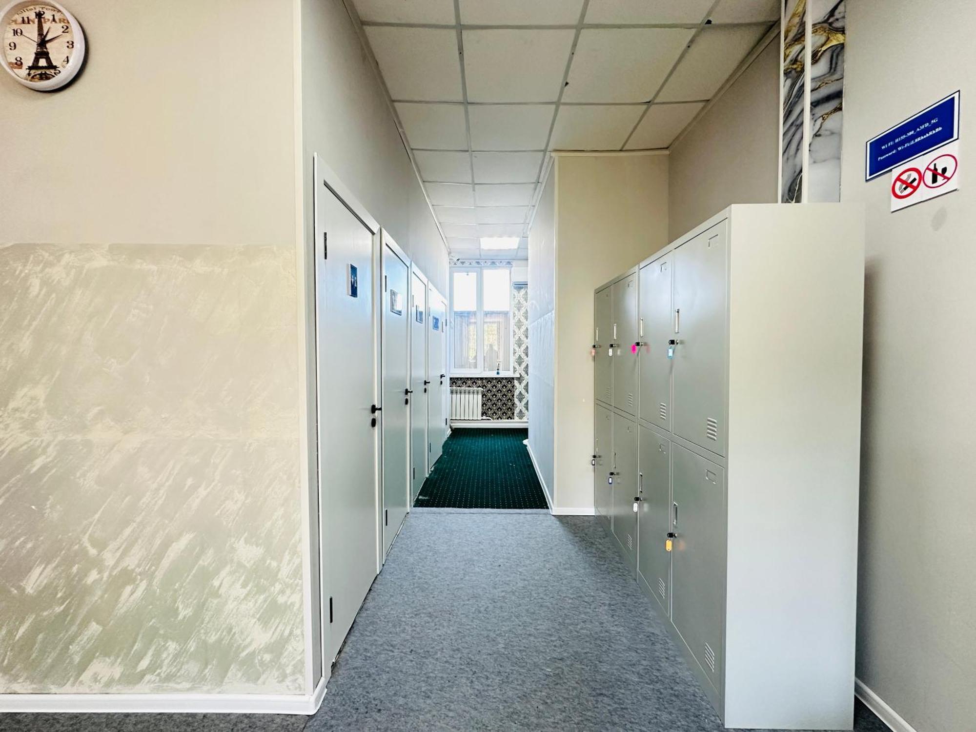 Center Capsule Hotel Ałma Ata Zewnętrze zdjęcie
